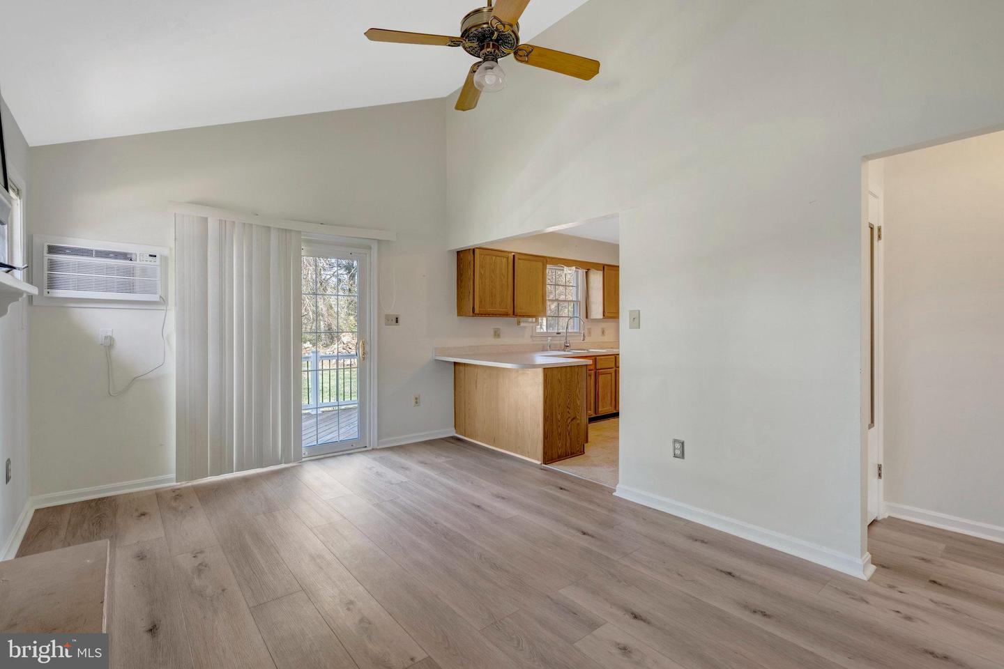 10828 MOORE DR, MANASSAS, Virginia 20111, 5 Bedrooms Bedrooms, ,4 BathroomsBathrooms,Residential,For sale,10828 MOORE DR,VAPW2097500 MLS # VAPW2097500