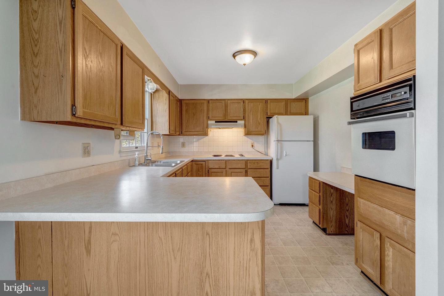 10828 MOORE DR, MANASSAS, Virginia 20111, 5 Bedrooms Bedrooms, ,4 BathroomsBathrooms,Residential,For sale,10828 MOORE DR,VAPW2097500 MLS # VAPW2097500