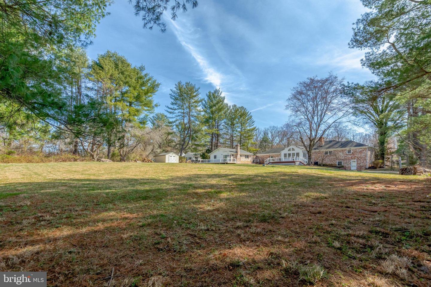 10828 MOORE DR, MANASSAS, Virginia 20111, 5 Bedrooms Bedrooms, ,4 BathroomsBathrooms,Residential,For sale,10828 MOORE DR,VAPW2097500 MLS # VAPW2097500