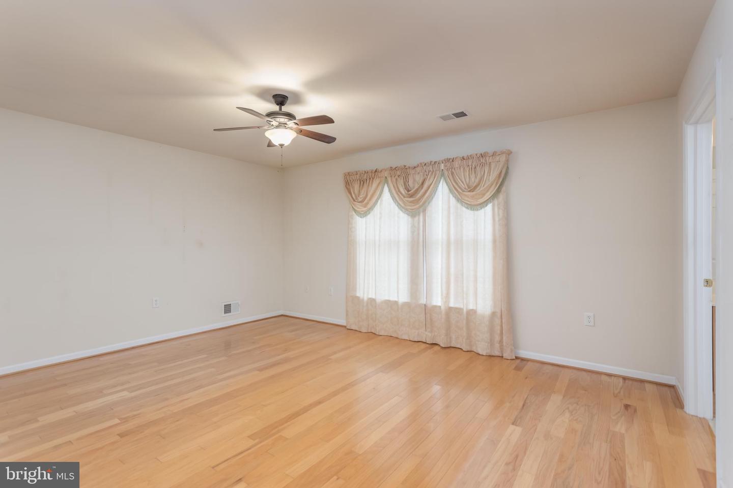 1826 KERSHAW LN, WINCHESTER, Virginia 22601, 2 Bedrooms Bedrooms, ,2 BathroomsBathrooms,Residential,For sale,1826 KERSHAW LN,VAWI2007988 MLS # VAWI2007988