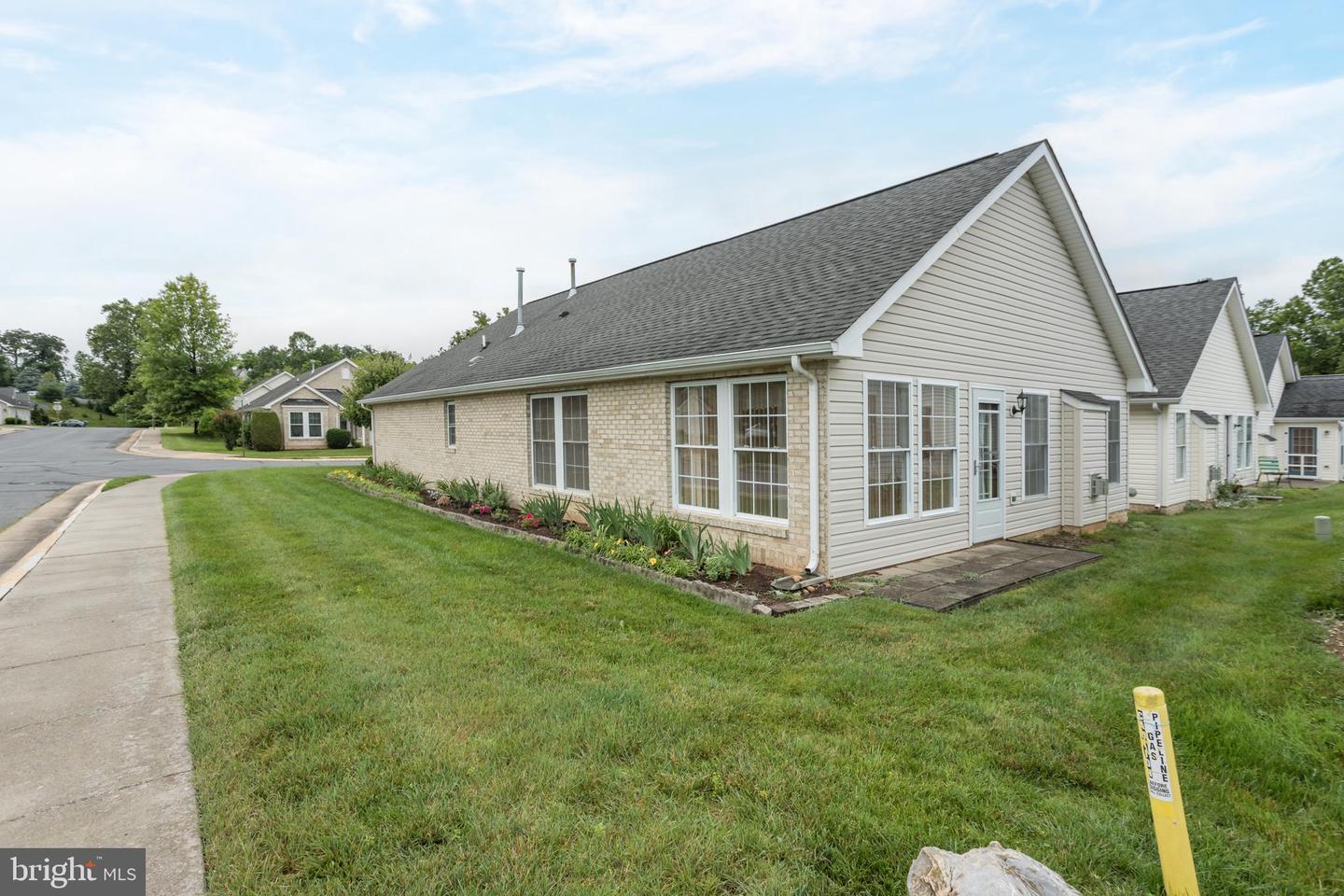 1826 KERSHAW LN, WINCHESTER, Virginia 22601, 2 Bedrooms Bedrooms, ,2 BathroomsBathrooms,Residential,For sale,1826 KERSHAW LN,VAWI2007988 MLS # VAWI2007988