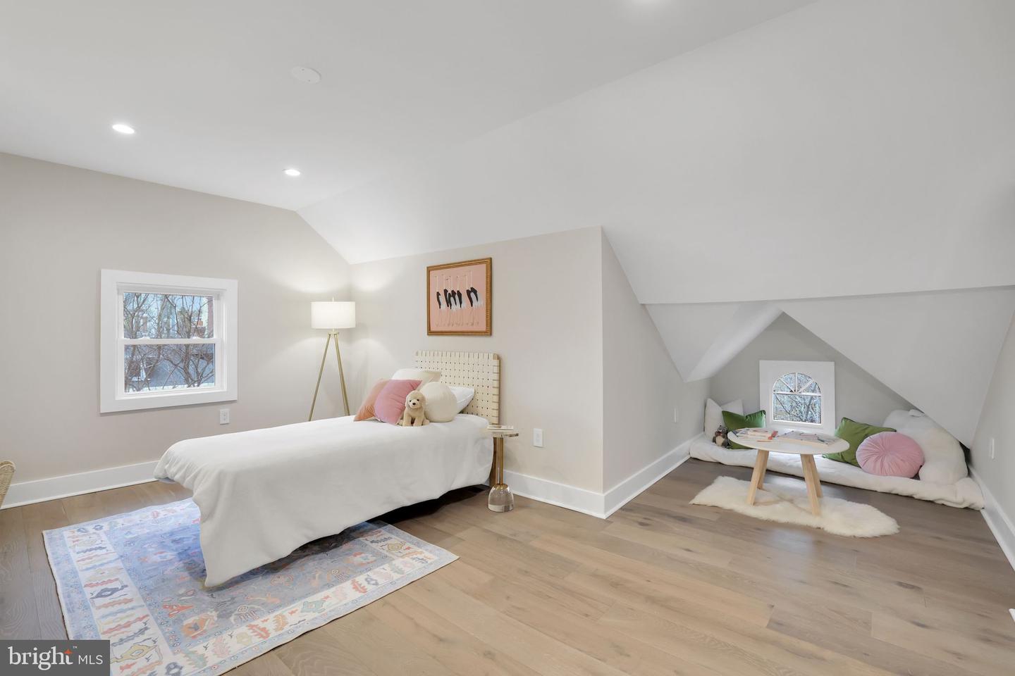 3740 KANAWHA ST NW, WASHINGTON, District Of Columbia 20015, 5 Bedrooms Bedrooms, ,4 BathroomsBathrooms,Residential,For sale,3740 KANAWHA ST NW,DCDC2206334 MLS # DCDC2206334