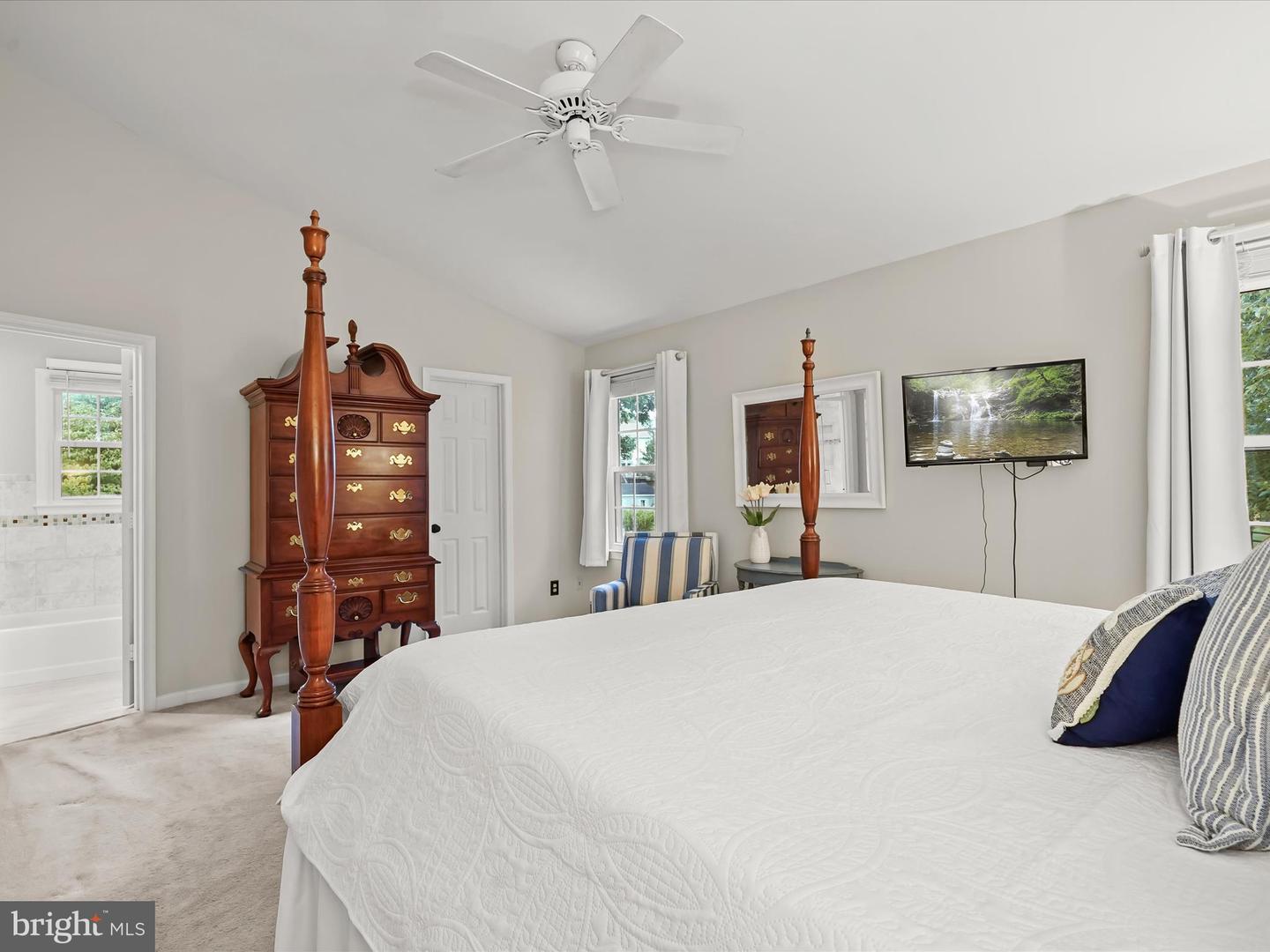 10267 CEDAR RIDGE DR, MANASSAS, Virginia 20110, 4 Bedrooms Bedrooms, ,3 BathroomsBathrooms,Residential,For sale,10267 CEDAR RIDGE DR,VAMN2008528 MLS # VAMN2008528