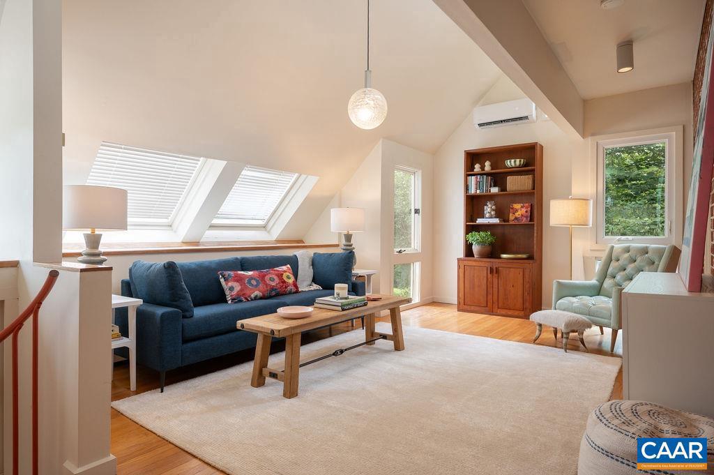 1614 MEADOWBROOK HEIGHTS RD, CHARLOTTESVILLE, Virginia 22901, 3 Bedrooms Bedrooms, ,2 BathroomsBathrooms,Residential,For sale,1614 MEADOWBROOK HEIGHTS RD,665855 MLS # 665855