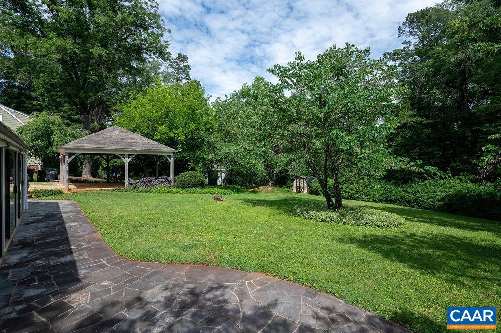 1614 MEADOWBROOK HEIGHTS RD, CHARLOTTESVILLE, Virginia 22901, 3 Bedrooms Bedrooms, ,2 BathroomsBathrooms,Residential,For sale,1614 MEADOWBROOK HEIGHTS RD,665855 MLS # 665855
