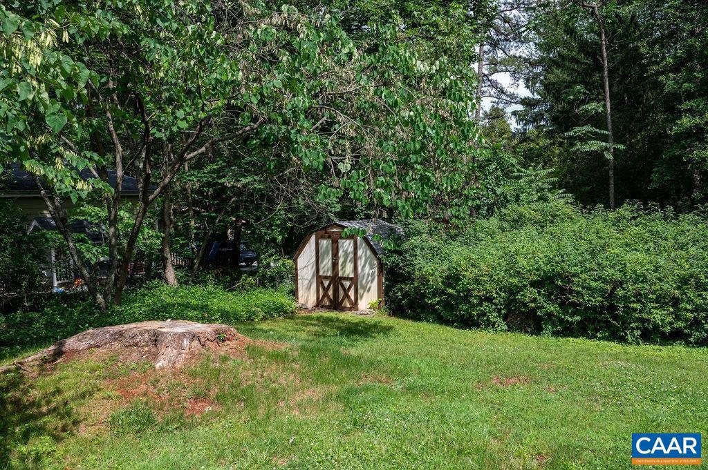 1614 MEADOWBROOK HEIGHTS RD, CHARLOTTESVILLE, Virginia 22901, 3 Bedrooms Bedrooms, ,2 BathroomsBathrooms,Residential,For sale,1614 MEADOWBROOK HEIGHTS RD,665855 MLS # 665855
