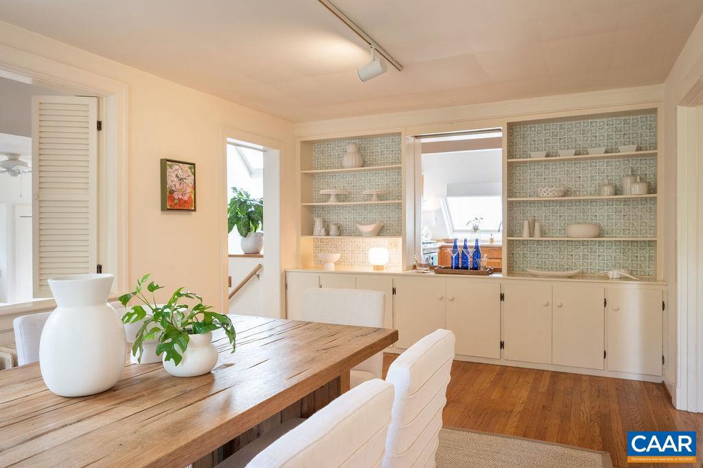 1614 MEADOWBROOK HEIGHTS RD, CHARLOTTESVILLE, Virginia 22901, 3 Bedrooms Bedrooms, ,2 BathroomsBathrooms,Residential,For sale,1614 MEADOWBROOK HEIGHTS RD,665855 MLS # 665855