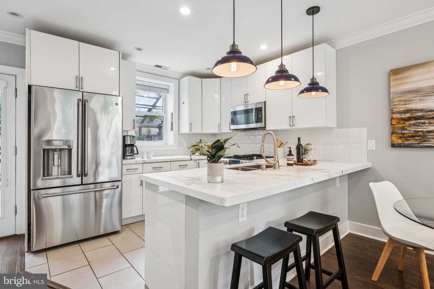 205 V ST NE, WASHINGTON, District Of Columbia 20002, ,Residential,For sale,205 V ST NE,DCDC2206396 MLS # DCDC2206396
