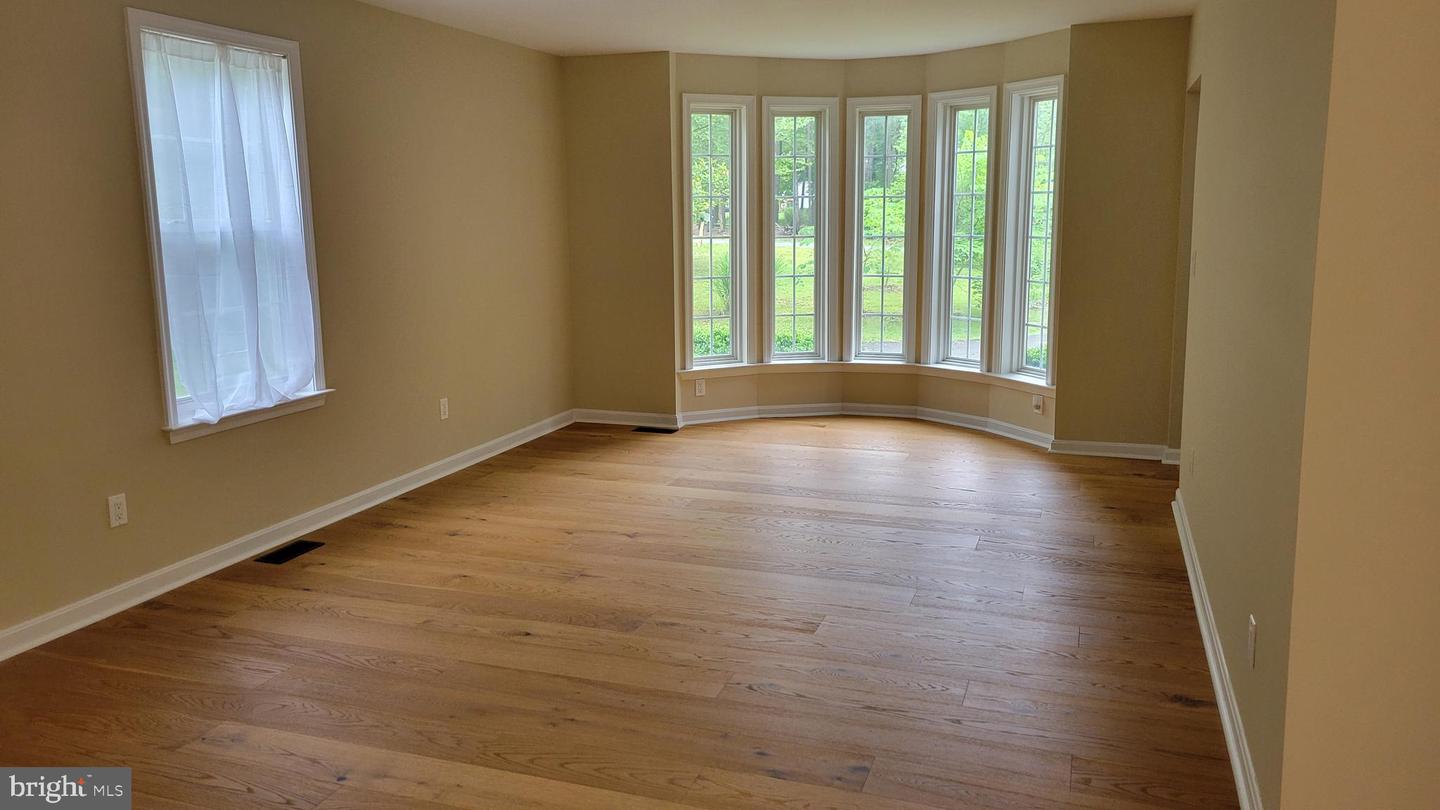 112 PINE CREST LN, GORDONSVILLE, Virginia 22942, 3 Bedrooms Bedrooms, ,3 BathroomsBathrooms,Residential,For sale,112 PINE CREST LN,VALA2008088 MLS # VALA2008088