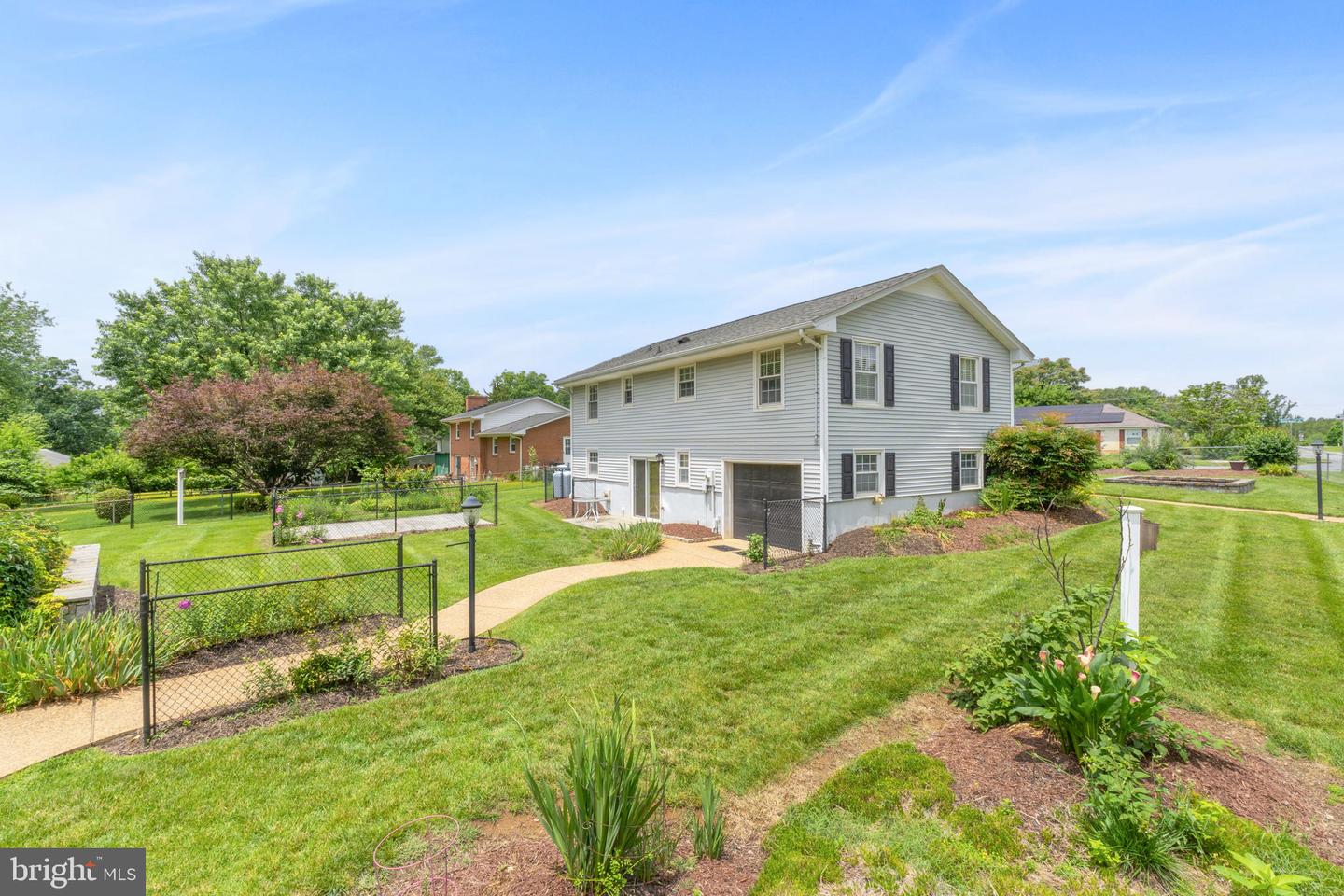 101 DEERWOOD RD, CHARLOTTESVILLE, Virginia 22911, 3 Bedrooms Bedrooms, ,2 BathroomsBathrooms,Residential,For sale,101 DEERWOOD RD,VAAB2001026 MLS # VAAB2001026