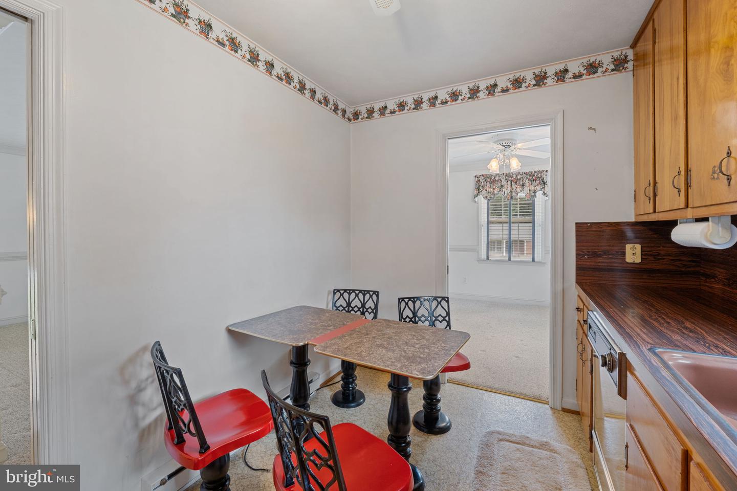 101 DEERWOOD RD, CHARLOTTESVILLE, Virginia 22911, 3 Bedrooms Bedrooms, ,2 BathroomsBathrooms,Residential,For sale,101 DEERWOOD RD,VAAB2001026 MLS # VAAB2001026
