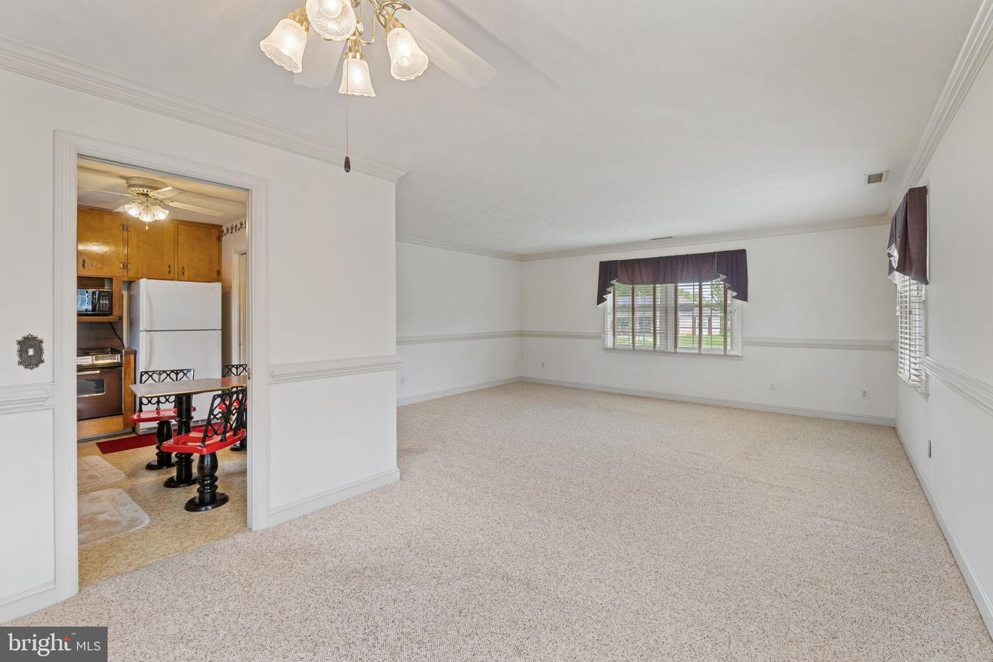 101 DEERWOOD RD, CHARLOTTESVILLE, Virginia 22911, 3 Bedrooms Bedrooms, ,2 BathroomsBathrooms,Residential,For sale,101 DEERWOOD RD,VAAB2001026 MLS # VAAB2001026