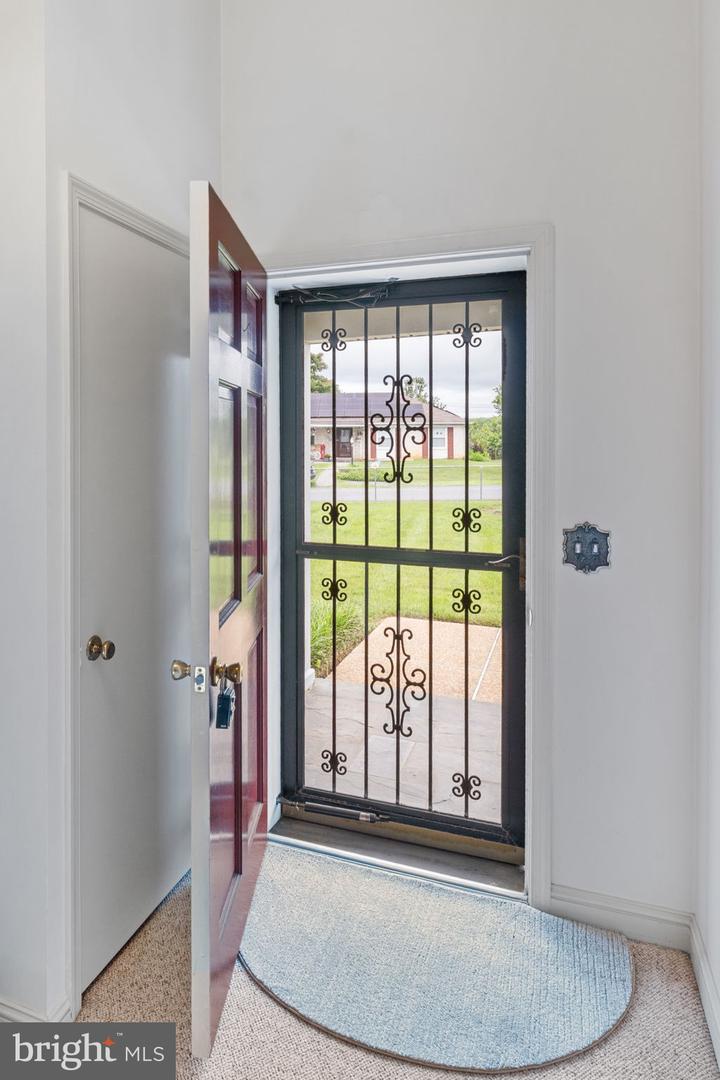 101 DEERWOOD RD, CHARLOTTESVILLE, Virginia 22911, 3 Bedrooms Bedrooms, ,2 BathroomsBathrooms,Residential,For sale,101 DEERWOOD RD,VAAB2001026 MLS # VAAB2001026