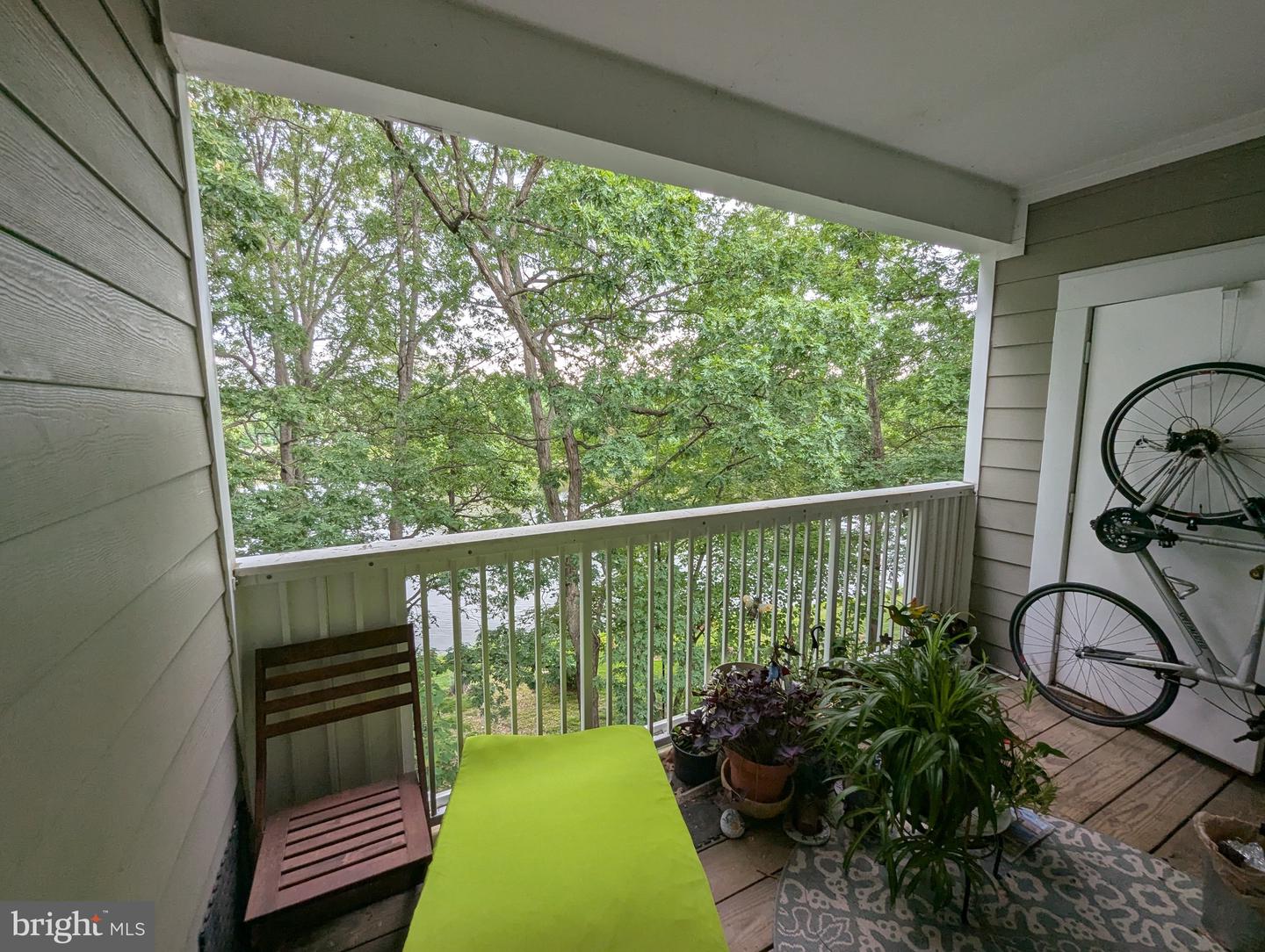 1720 LAKE SHORE CREST DR #34, RESTON, Virginia 20190, 2 Bedrooms Bedrooms, ,1 BathroomBathrooms,Residential,For sale,1720 LAKE SHORE CREST DR #34,VAFX2249032 MLS # VAFX2249032