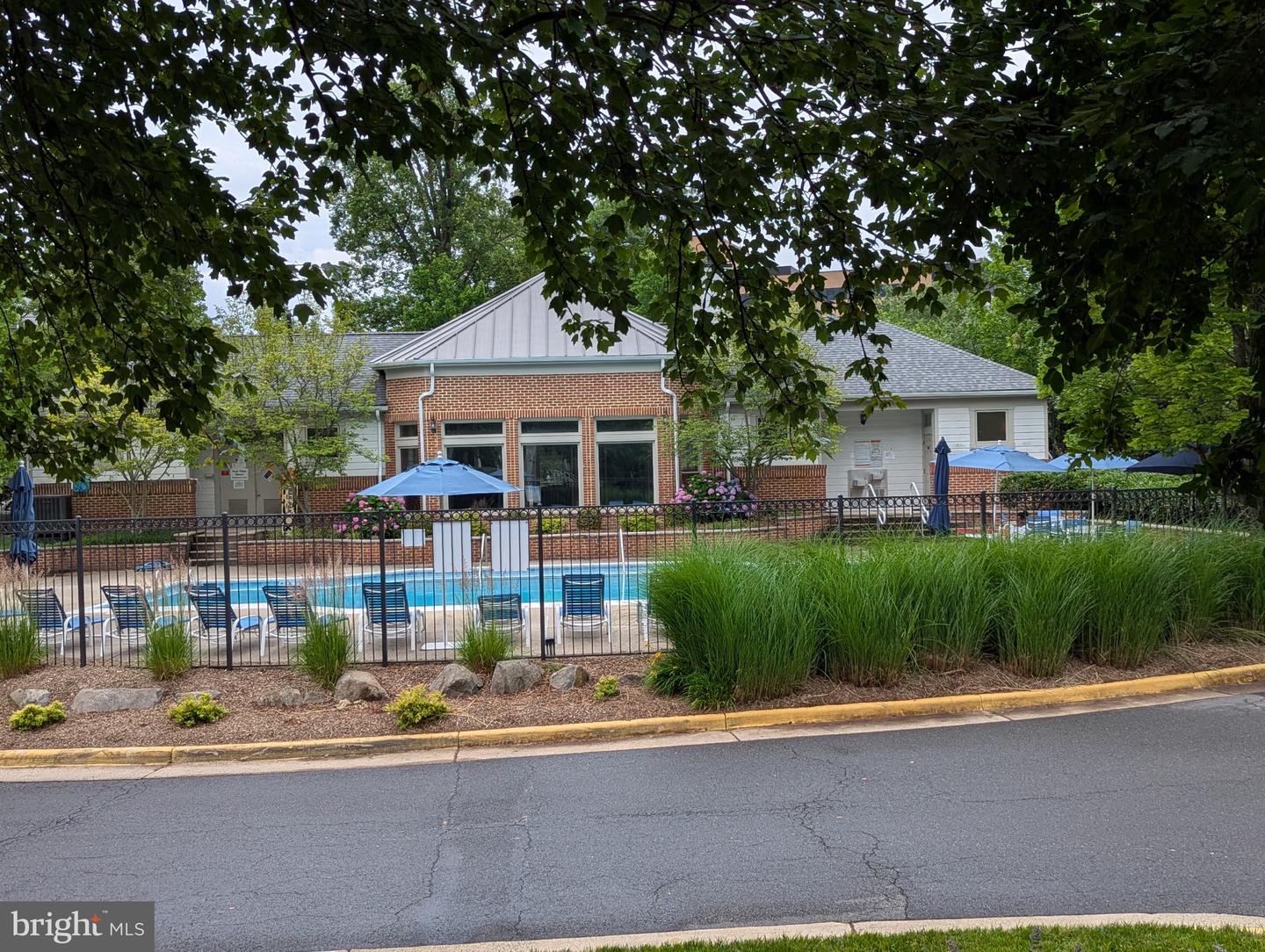 1720 LAKE SHORE CREST DR #34, RESTON, Virginia 20190, 2 Bedrooms Bedrooms, ,1 BathroomBathrooms,Residential,For sale,1720 LAKE SHORE CREST DR #34,VAFX2249032 MLS # VAFX2249032