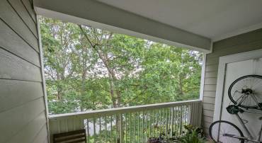 1720 LAKE SHORE CREST DR #34, RESTON, Virginia 20190, 2 Bedrooms Bedrooms, ,1 BathroomBathrooms,Residential,For sale,1720 LAKE SHORE CREST DR #34,VAFX2249032 MLS # VAFX2249032