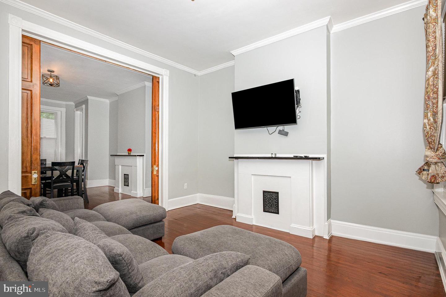 912 7TH ST NE, WASHINGTON, District Of Columbia 20002, 3 Bedrooms Bedrooms, ,1 BathroomBathrooms,Residential,For sale,912 7TH ST NE,DCDC2206582 MLS # DCDC2206582