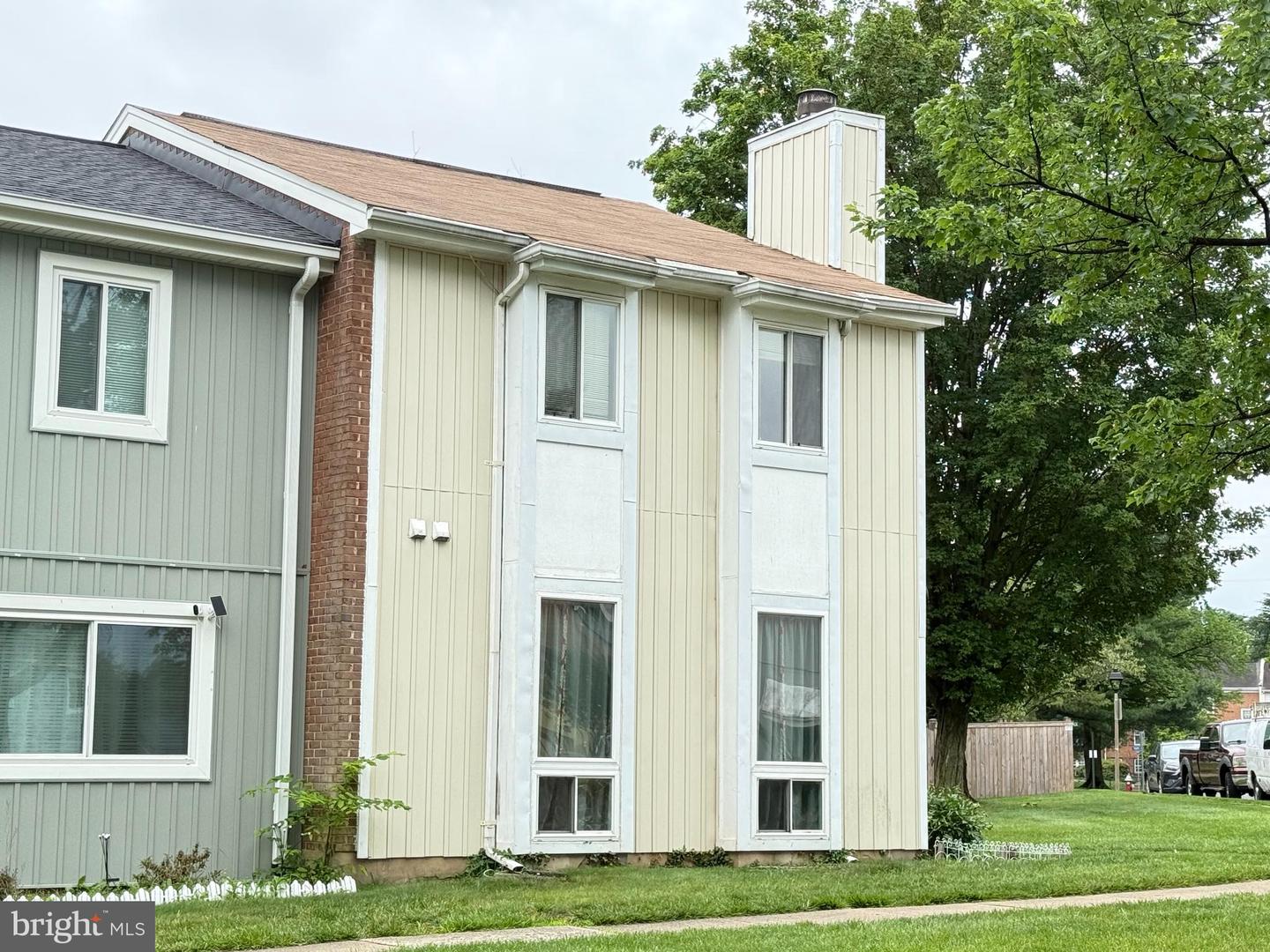 1089 KNIGHT LN, HERNDON, Virginia 20170, 3 Bedrooms Bedrooms, ,2 BathroomsBathrooms,Residential,For sale,1089 KNIGHT LN,VAFX2249076 MLS # VAFX2249076