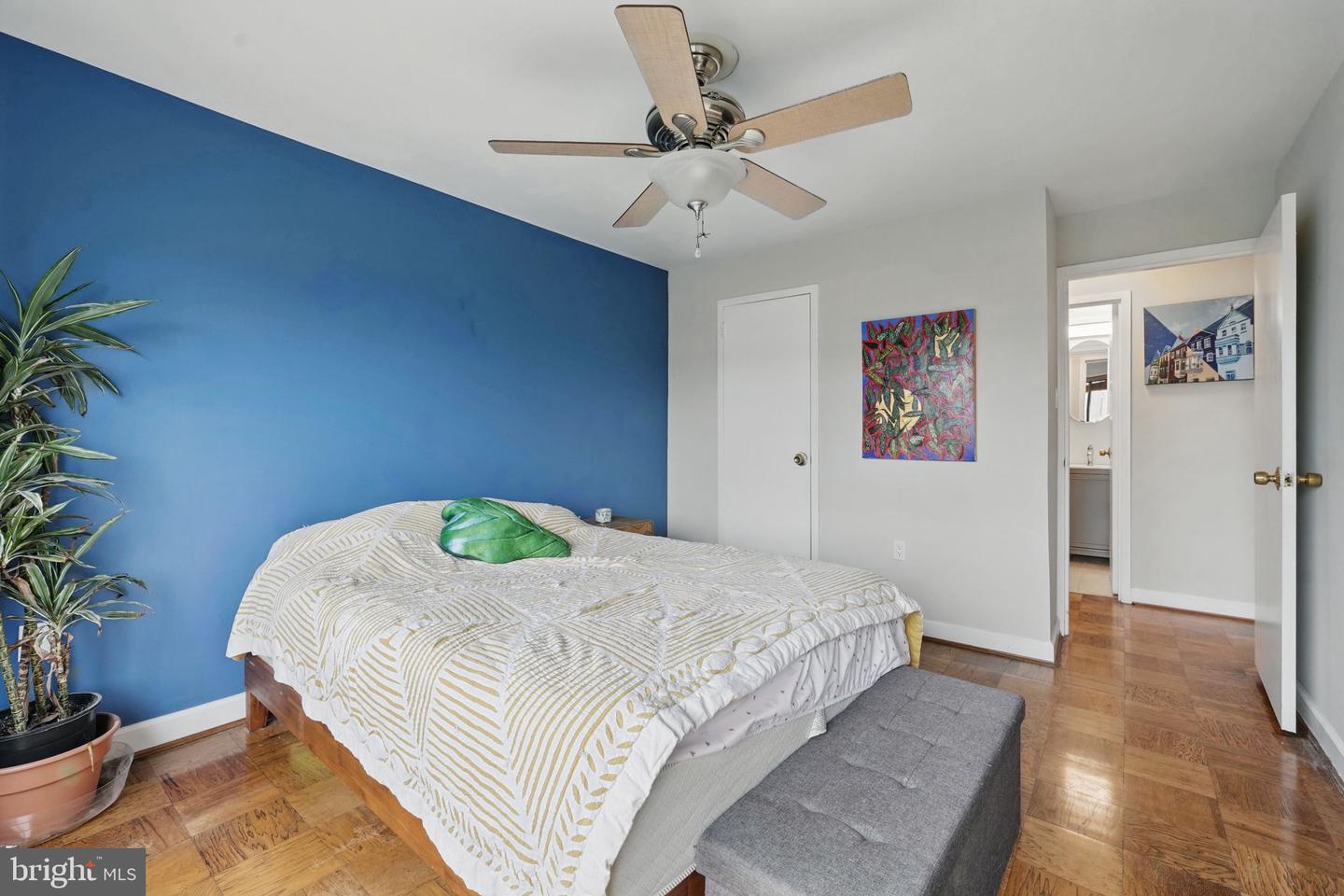 2501 CALVERT ST NW #811, WASHINGTON, District Of Columbia 20008, 1 Bedroom Bedrooms, ,1 BathroomBathrooms,Residential,For sale,2501 CALVERT ST NW #811,DCDC2206602 MLS # DCDC2206602