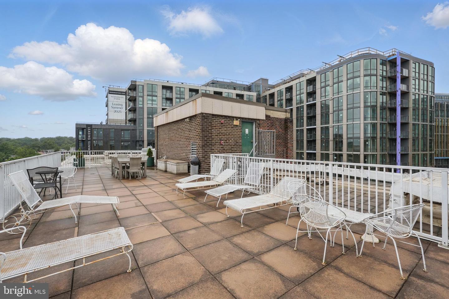 2501 CALVERT ST NW #811, WASHINGTON, District Of Columbia 20008, 1 Bedroom Bedrooms, ,1 BathroomBathrooms,Residential,For sale,2501 CALVERT ST NW #811,DCDC2206602 MLS # DCDC2206602
