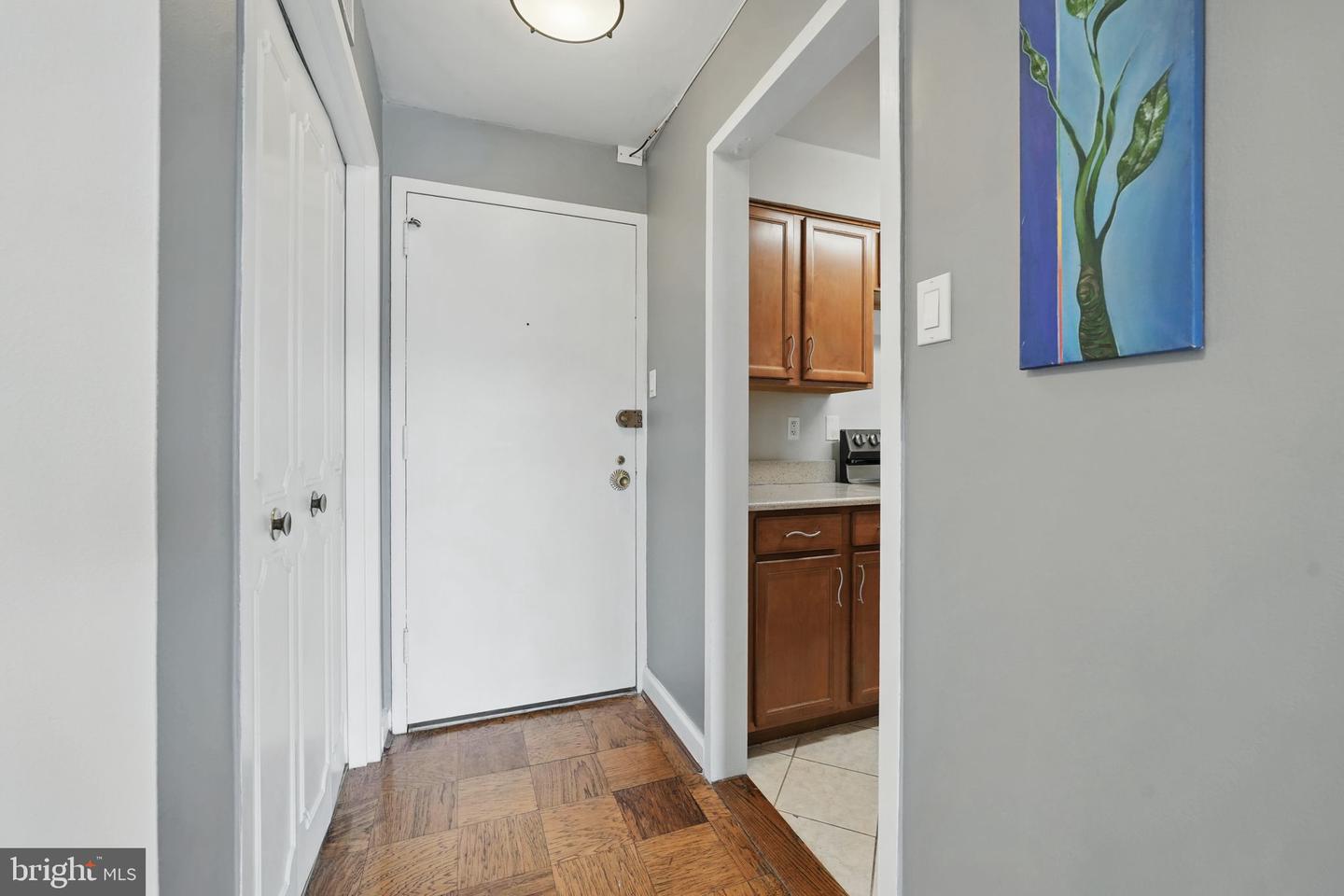 2501 CALVERT ST NW #811, WASHINGTON, District Of Columbia 20008, 1 Bedroom Bedrooms, ,1 BathroomBathrooms,Residential,For sale,2501 CALVERT ST NW #811,DCDC2206602 MLS # DCDC2206602