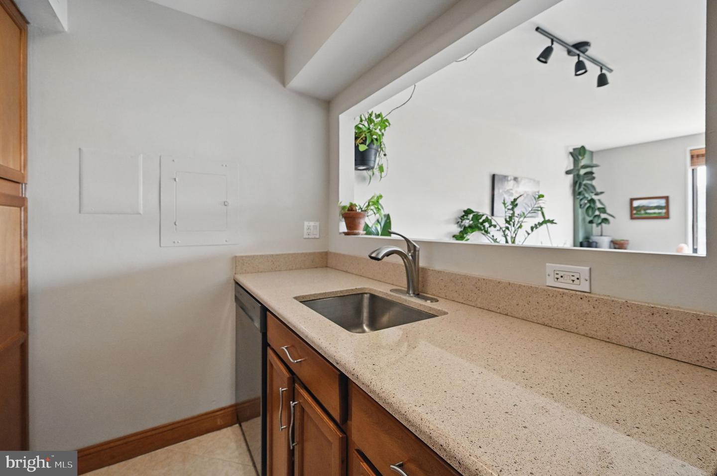 2501 CALVERT ST NW #811, WASHINGTON, District Of Columbia 20008, 1 Bedroom Bedrooms, ,1 BathroomBathrooms,Residential,For sale,2501 CALVERT ST NW #811,DCDC2206602 MLS # DCDC2206602