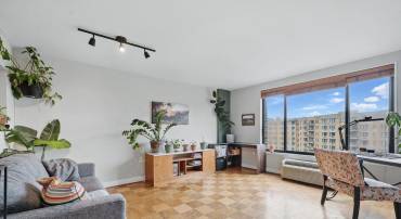 2501 CALVERT ST NW #811, WASHINGTON, District Of Columbia 20008, 1 Bedroom Bedrooms, ,1 BathroomBathrooms,Residential,For sale,2501 CALVERT ST NW #811,DCDC2206602 MLS # DCDC2206602