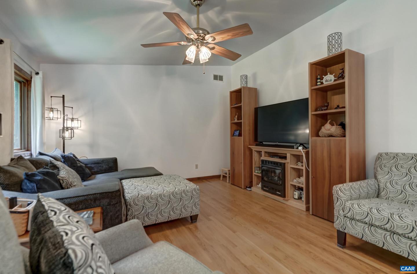 7160 BURNT MOUNTAIN RD, AFTON, Virginia 22920, 3 Bedrooms Bedrooms, ,3 BathroomsBathrooms,Residential,For sale,7160 BURNT MOUNTAIN RD,665903 MLS # 665903