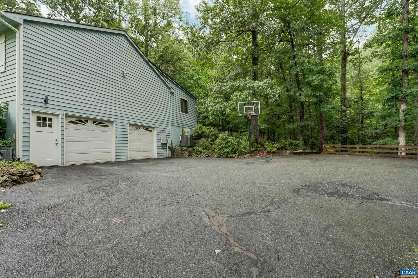 7160 BURNT MOUNTAIN RD, AFTON, Virginia 22920, 3 Bedrooms Bedrooms, ,3 BathroomsBathrooms,Residential,For sale,7160 BURNT MOUNTAIN RD,665903 MLS # 665903