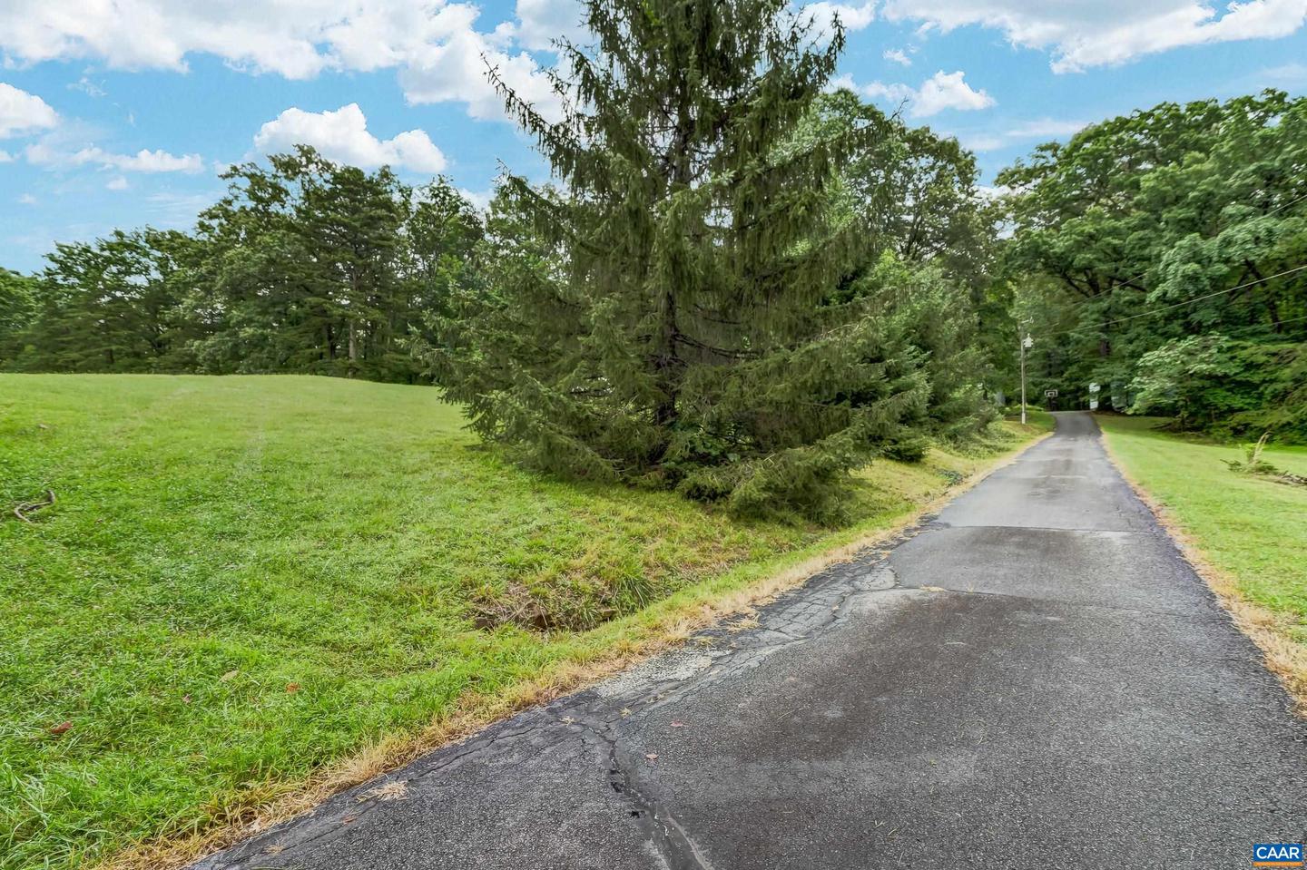 7160 BURNT MOUNTAIN RD, AFTON, Virginia 22920, 3 Bedrooms Bedrooms, ,3 BathroomsBathrooms,Residential,For sale,7160 BURNT MOUNTAIN RD,665903 MLS # 665903