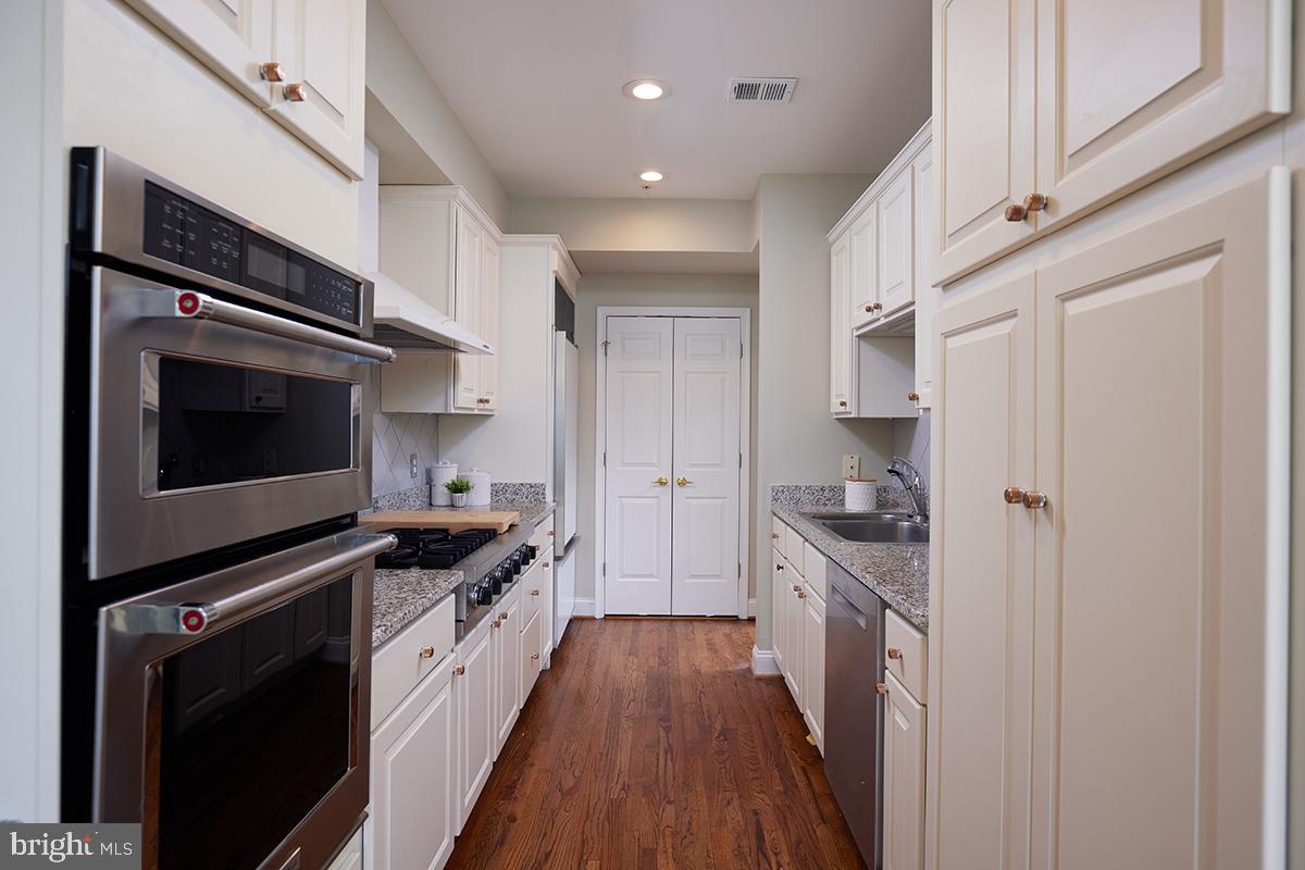 2801 CONNECTICUT AVE NW #32, WASHINGTON, District Of Columbia 20008, 3 Bedrooms Bedrooms, ,3 BathroomsBathrooms,Residential,For sale,2801 CONNECTICUT AVE NW #32,DCDC2206624 MLS # DCDC2206624
