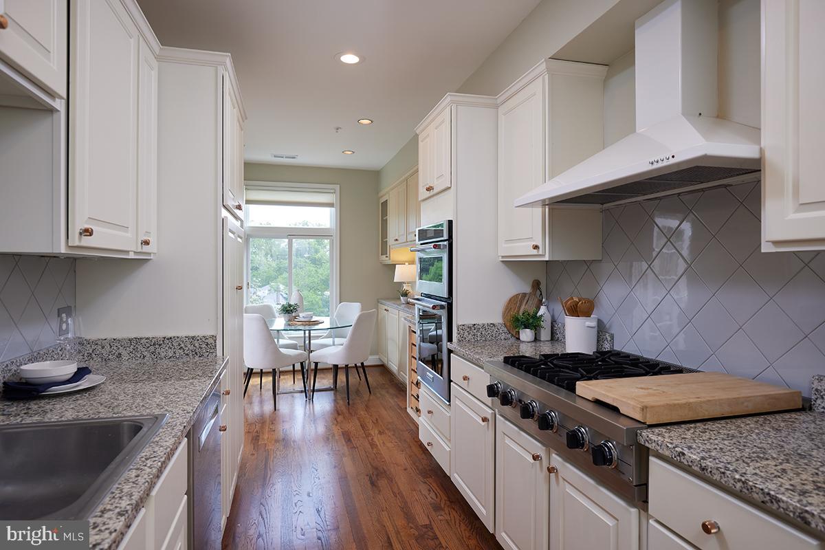 2801 CONNECTICUT AVE NW #32, WASHINGTON, District Of Columbia 20008, 3 Bedrooms Bedrooms, ,3 BathroomsBathrooms,Residential,For sale,2801 CONNECTICUT AVE NW #32,DCDC2206624 MLS # DCDC2206624