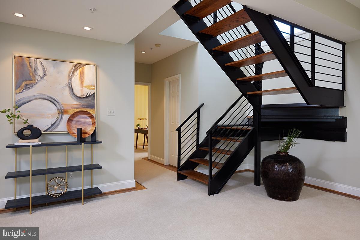 2801 CONNECTICUT AVE NW #32, WASHINGTON, District Of Columbia 20008, 3 Bedrooms Bedrooms, ,3 BathroomsBathrooms,Residential,For sale,2801 CONNECTICUT AVE NW #32,DCDC2206624 MLS # DCDC2206624