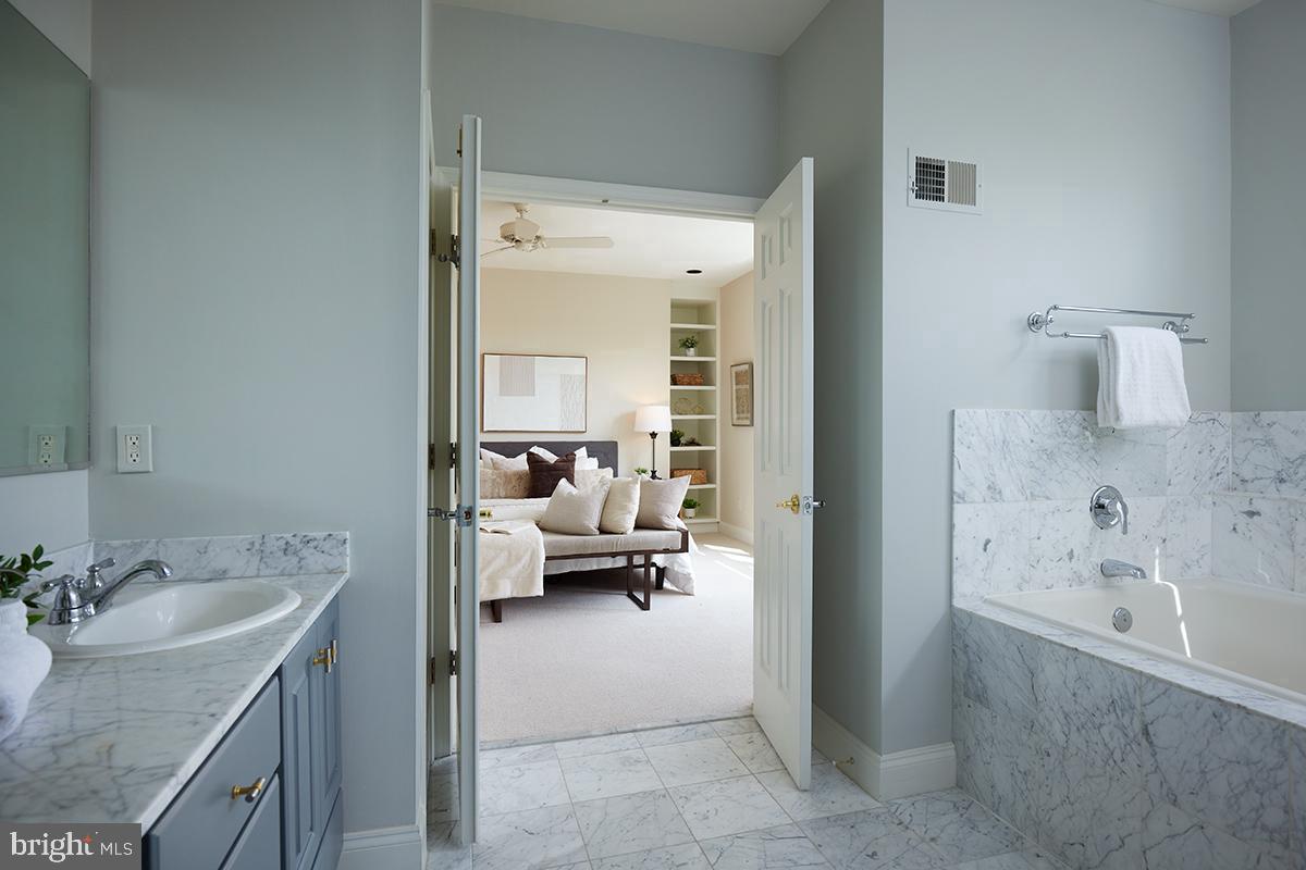 2801 CONNECTICUT AVE NW #32, WASHINGTON, District Of Columbia 20008, 3 Bedrooms Bedrooms, ,3 BathroomsBathrooms,Residential,For sale,2801 CONNECTICUT AVE NW #32,DCDC2206624 MLS # DCDC2206624