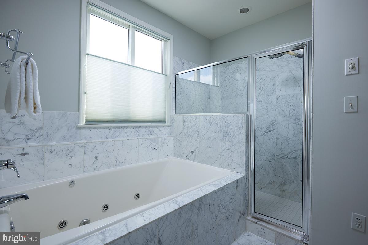 2801 CONNECTICUT AVE NW #32, WASHINGTON, District Of Columbia 20008, 3 Bedrooms Bedrooms, ,3 BathroomsBathrooms,Residential,For sale,2801 CONNECTICUT AVE NW #32,DCDC2206624 MLS # DCDC2206624