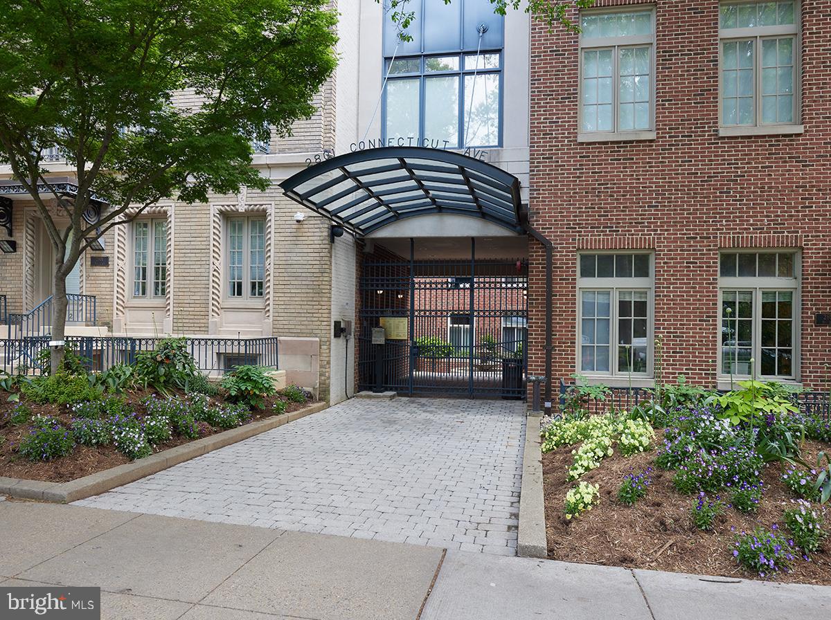 2801 CONNECTICUT AVE NW #32, WASHINGTON, District Of Columbia 20008, 3 Bedrooms Bedrooms, ,3 BathroomsBathrooms,Residential,For sale,2801 CONNECTICUT AVE NW #32,DCDC2206624 MLS # DCDC2206624
