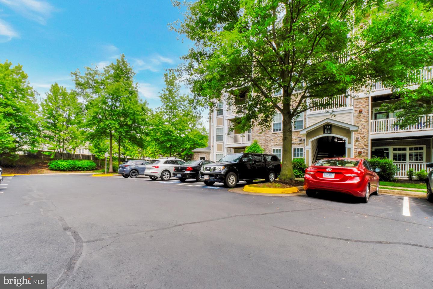 503 SUNSET VIEW TER SE #102, LEESBURG, Virginia 20175, 1 Bedroom Bedrooms, ,1 BathroomBathrooms,Residential,For sale,503 SUNSET VIEW TER SE #102,VALO2100052 MLS # VALO2100052