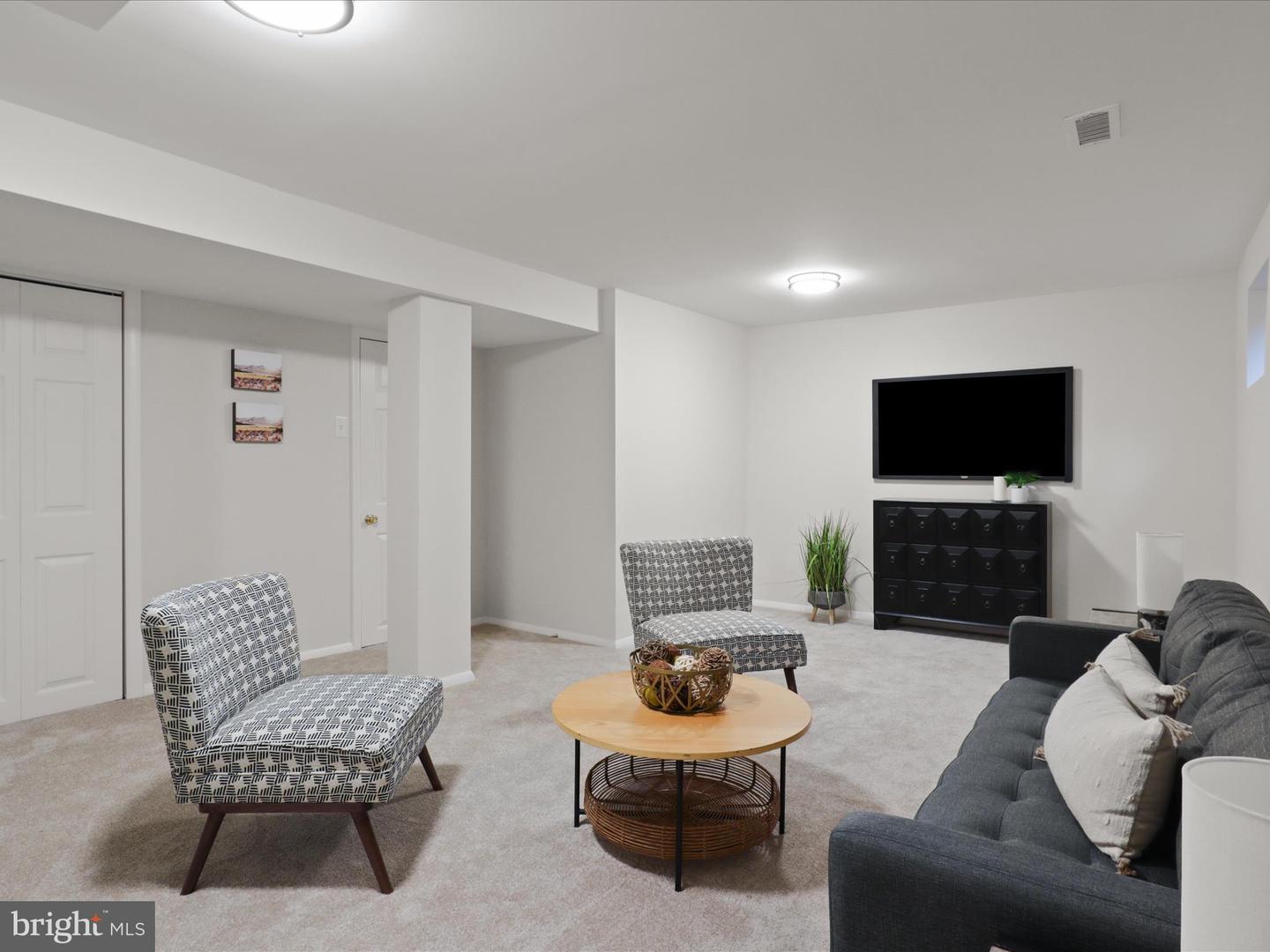 11856 SAINT TRINIANS CT, RESTON, Virginia 20191, 3 Bedrooms Bedrooms, ,2 BathroomsBathrooms,Residential,For sale,11856 SAINT TRINIANS CT,VAFX2249150 MLS # VAFX2249150