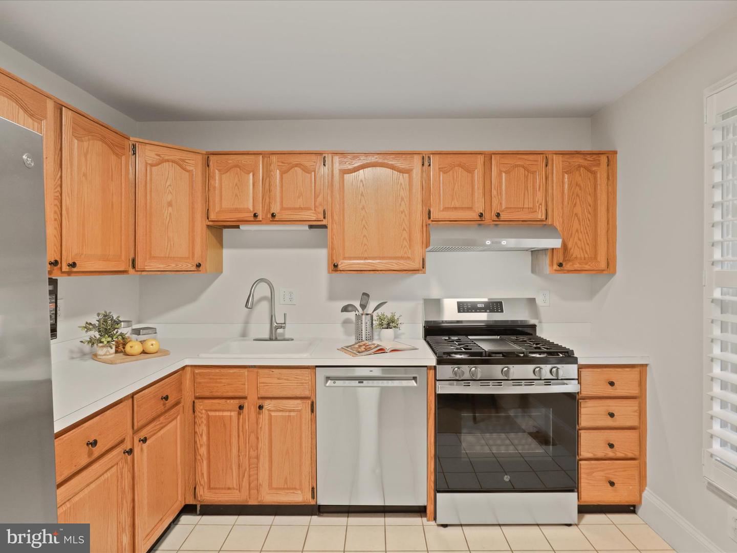 11856 SAINT TRINIANS CT, RESTON, Virginia 20191, 3 Bedrooms Bedrooms, ,2 BathroomsBathrooms,Residential,For sale,11856 SAINT TRINIANS CT,VAFX2249150 MLS # VAFX2249150