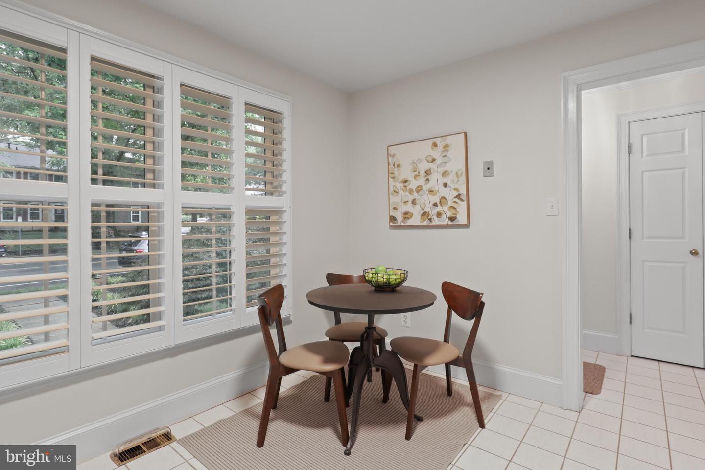 11856 SAINT TRINIANS CT, RESTON, Virginia 20191, 3 Bedrooms Bedrooms, ,2 BathroomsBathrooms,Residential,For sale,11856 SAINT TRINIANS CT,VAFX2249150 MLS # VAFX2249150