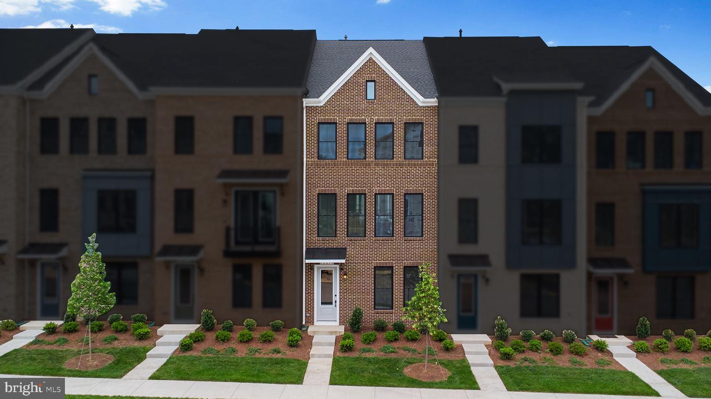 23079 COPPER TREE TER, ASHBURN, Virginia 20148, 4 Bedrooms Bedrooms, ,3 BathroomsBathrooms,Residential,For sale,23079 COPPER TREE TER,VALO2100064 MLS # VALO2100064