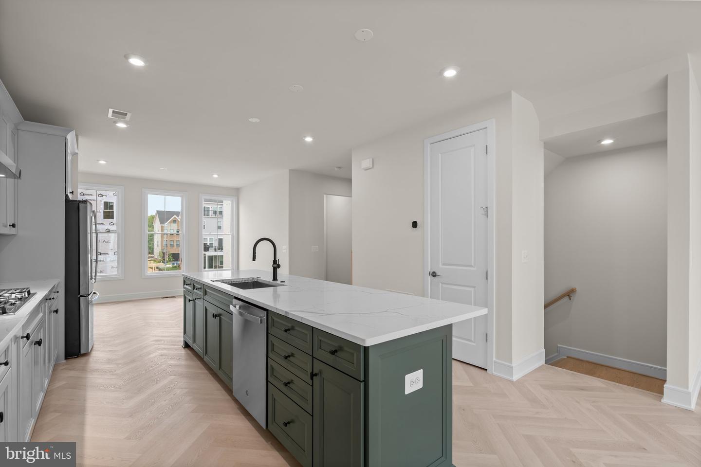 23079 COPPER TREE TER, ASHBURN, Virginia 20148, 4 Bedrooms Bedrooms, ,3 BathroomsBathrooms,Residential,For sale,23079 COPPER TREE TER,VALO2100064 MLS # VALO2100064