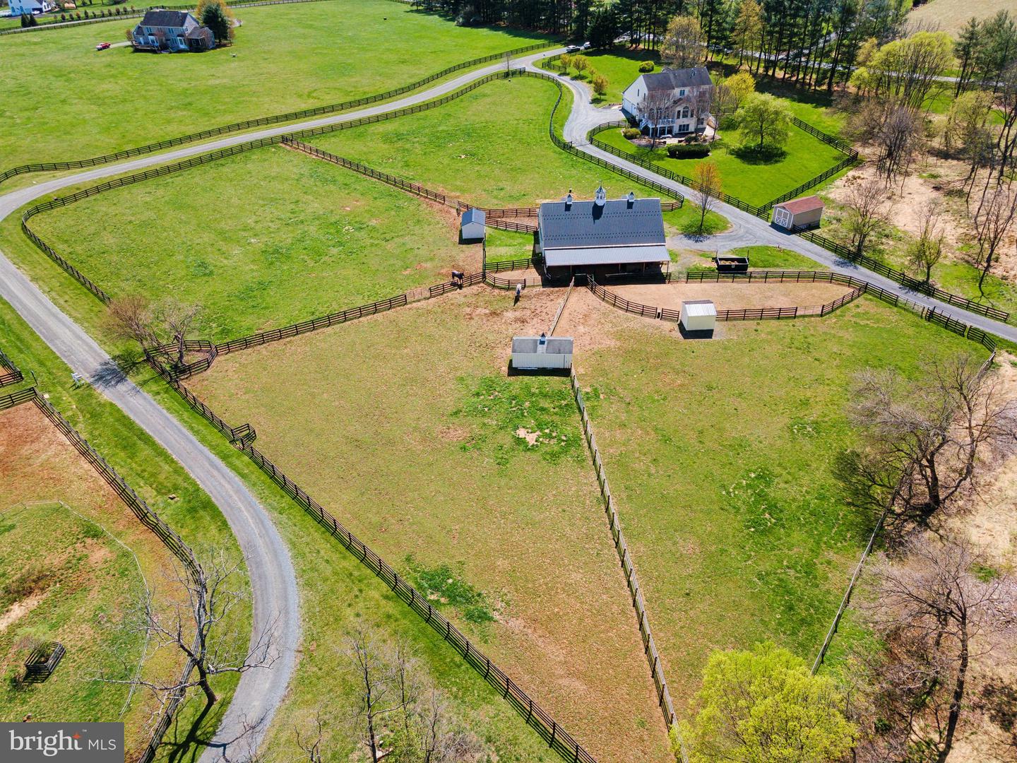 20011 PLEASANT MEADOW LN, PURCELLVILLE, Virginia 20132, 5 Bedrooms Bedrooms, ,5 BathroomsBathrooms,Farm,For sale,20011 PLEASANT MEADOW LN,VALO2100096 MLS # VALO2100096