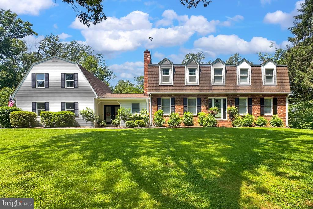 7400 POPLAR POINT LN, WARRENTON, Virginia 20186, 5 Bedrooms Bedrooms, ,4 BathroomsBathrooms,Residential,7400 POPLAR POINT LN,VAFQ2016090 MLS # VAFQ2016090