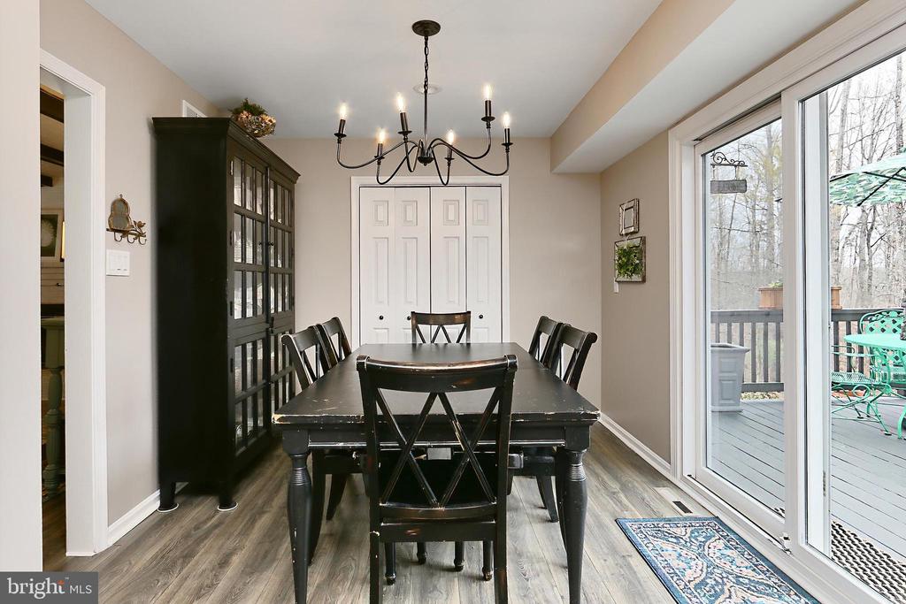 7400 POPLAR POINT LN, WARRENTON, Virginia 20186, 5 Bedrooms Bedrooms, ,4 BathroomsBathrooms,Residential,7400 POPLAR POINT LN,VAFQ2016090 MLS # VAFQ2016090