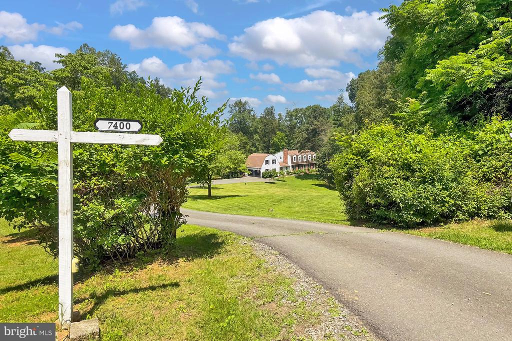 7400 POPLAR POINT LN, WARRENTON, Virginia 20186, 5 Bedrooms Bedrooms, ,4 BathroomsBathrooms,Residential,7400 POPLAR POINT LN,VAFQ2016090 MLS # VAFQ2016090
