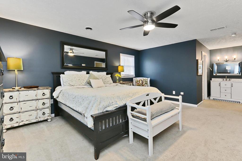 7400 POPLAR POINT LN, WARRENTON, Virginia 20186, 5 Bedrooms Bedrooms, ,4 BathroomsBathrooms,Residential,7400 POPLAR POINT LN,VAFQ2016090 MLS # VAFQ2016090