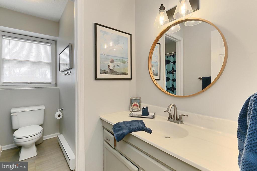 7400 POPLAR POINT LN, WARRENTON, Virginia 20186, 5 Bedrooms Bedrooms, ,4 BathroomsBathrooms,Residential,7400 POPLAR POINT LN,VAFQ2016090 MLS # VAFQ2016090