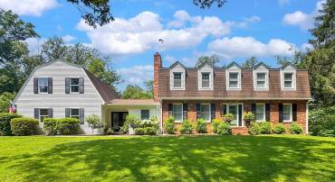7400 POPLAR POINT LN, WARRENTON, Virginia 20186, 5 Bedrooms Bedrooms, ,4 BathroomsBathrooms,Residential,7400 POPLAR POINT LN,VAFQ2016090 MLS # VAFQ2016090