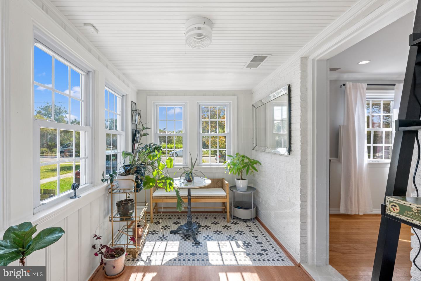 1307 CLEVELAND ST, ALEXANDRIA, Virginia 22302, 3 Bedrooms Bedrooms, ,3 BathroomsBathrooms,Residential,For sale,1307 CLEVELAND ST,VAAX2038478 MLS # VAAX2038478